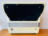 /album/galeria-de-fotos-petosa-120-baixos/577035630-3774461926022318-7575604114332621468-n-jpg/