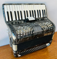 /album/galeria-de-fotos-enrico-roselli-120-baixos/645427068-3904684149666761-5997251586298212062-n-jpg/