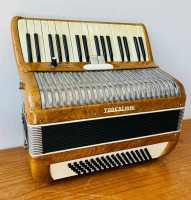 /album/galeria-de-fotos-todeschini-80-baixos2/651204905-3915854945216348-1687241191263962764-n-jpg/