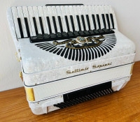 /album/galeria-de-fotos-settimio-soprani-120-baixos/675146595-3955860524549123-518025505801683943-n-jpg/