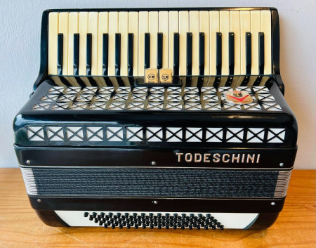 Todeschini 80 baixos(R$8.000,00)