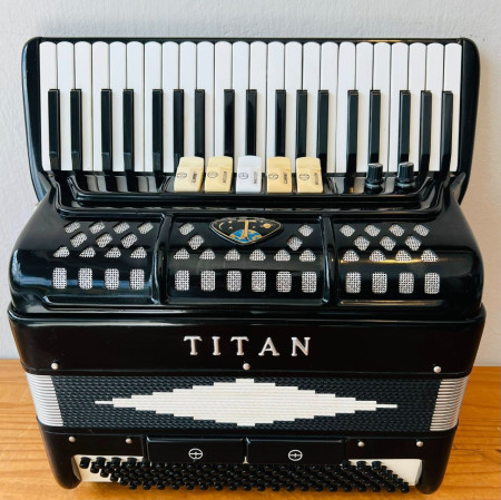 Titano 120 baixos (R$6.500,00)