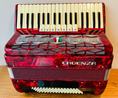 Cadenza 80 baixos (R$5.500,00)