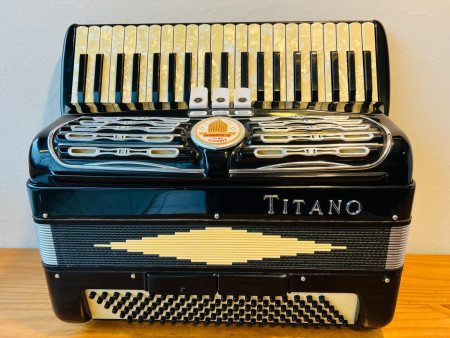 Titano 120 baixos (R$7.500,00)