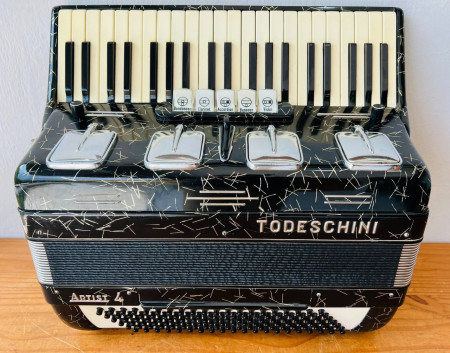 Todeschini 120 baixos (R$15.000,00)