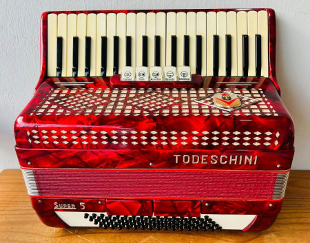 Todeschini 80 baixos(R$9.500,00)