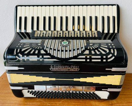 Guerrini 120 baixos (R$15.000,000)