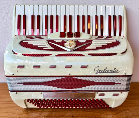 Galanti 120 baixos (R$7.500,00)