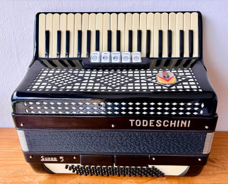 Todeschini 80 baixos(R$8.800,00)