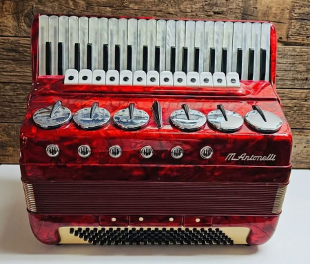 M.Antonelli 120 baixos 